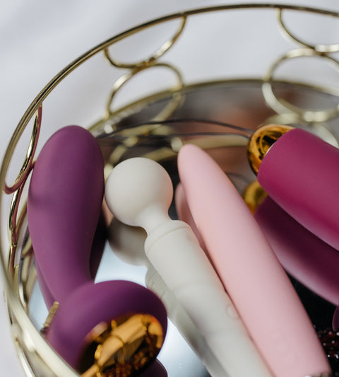Os Melhores Produtos e Brinquedos Sexuais Para Levar na Mala Este Verão